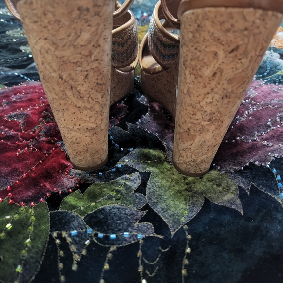 EUC Lucky Brand Shoes - Picture 3 of 6